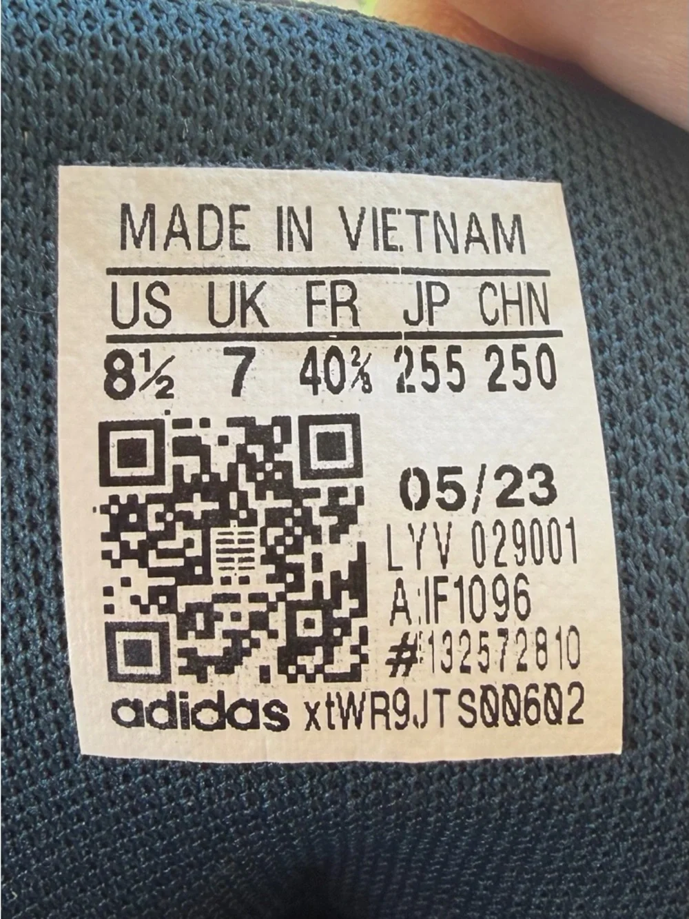 Adidas Women's High-Top Sneakers in Dark Green and White - Picture 6 of 8